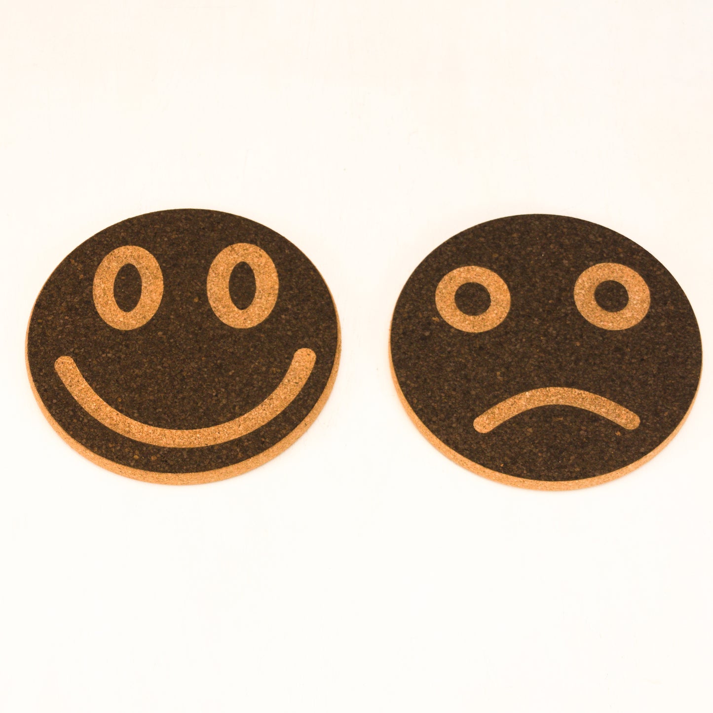 Topfuntersetzer Smiley aus Kork * Untersetzer für Töpfe, Pfannen, Flaschen * Kork Tischuntersetzer lustig