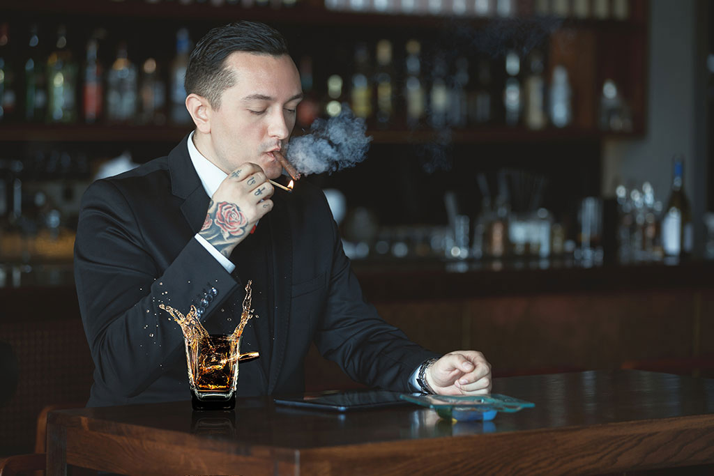 Last Man Standing Whiskeyglas